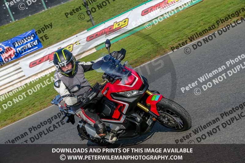 PJM Wedding Photography;enduro digital images;event digital images;eventdigitalimages;mallory park;mallory park photographs;mallory park trackday;mallory park trackday photographs;no limits trackdays;peter wileman photography;racing digital images;trackday digital images;trackday photos